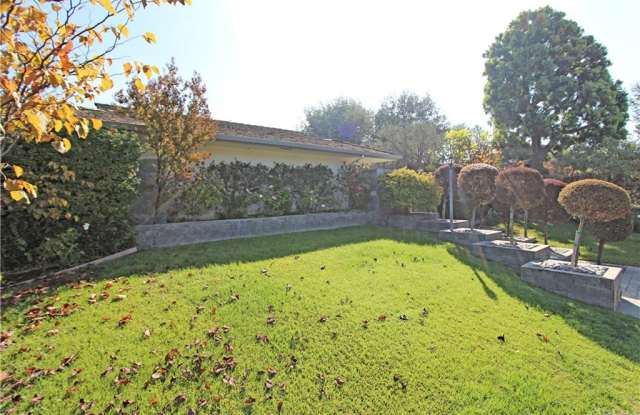 5589 E Lonna Linda Drive Gallery 2