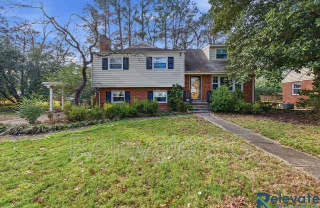 8903 Freestone Ave photos photos