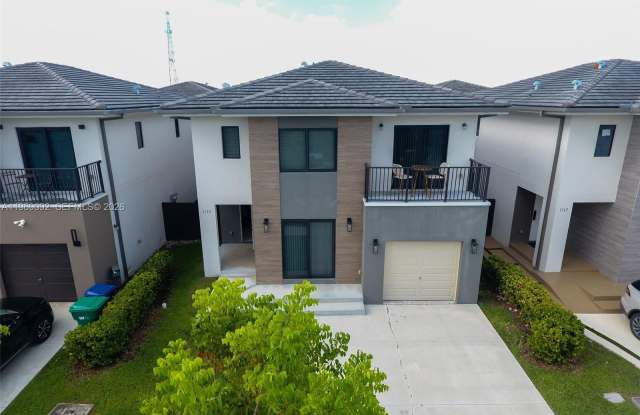 1159 NW 3rd St photos photos 1159 NW 3rd St photos photos