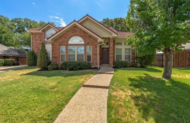 3104 Steve Drive - 3104 Steve Drive, Hurst, TX 76054