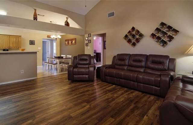 7928 Prairie Drive Gallery 4