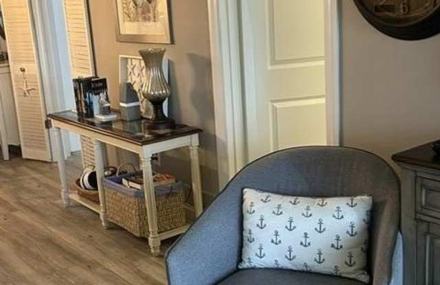 1939 SW PALM CITY Road Gallery 4