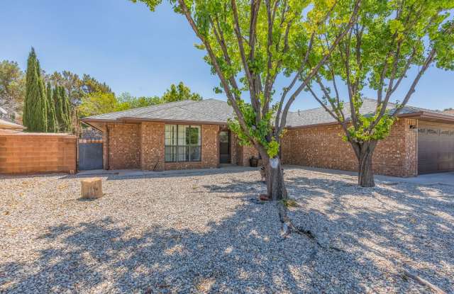 Beautiful 4 Bedroom 2 Bath Home! photos photos