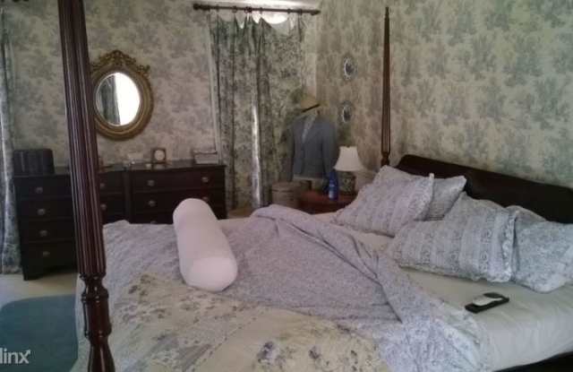 2142 Legneds Court Gallery 2