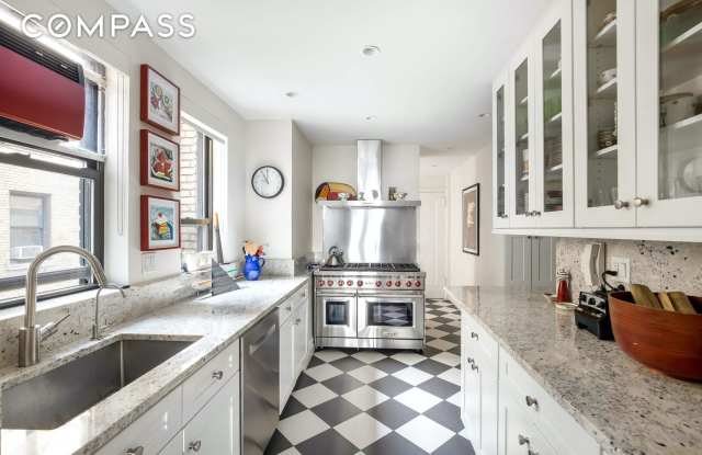 350 Central Park West Gallery 3