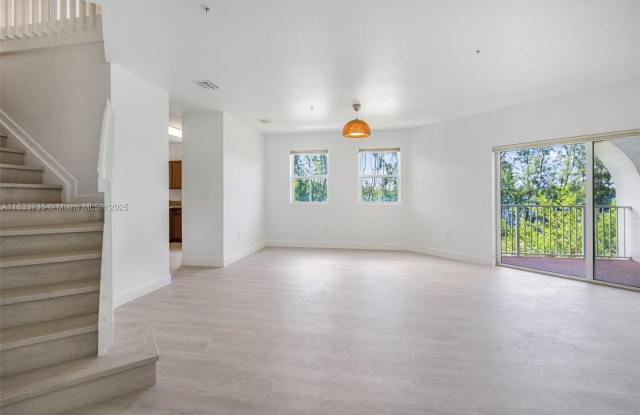 8650 NW 97th Ave photos photos