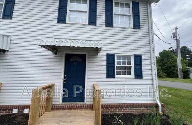 152 Gray Station Rd - 152 Gray Station Road, Spurgeon, TN 37615