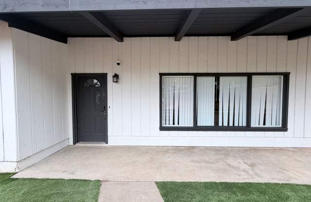 Beautiful Remodeled Ranch Style Home Gallery 3