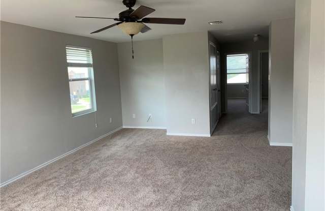 2601 Teal Cove Lane Gallery 4