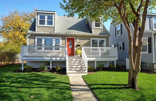 123 Washington Avenue - 123 Washington Avenue, La Grange, IL 60525
