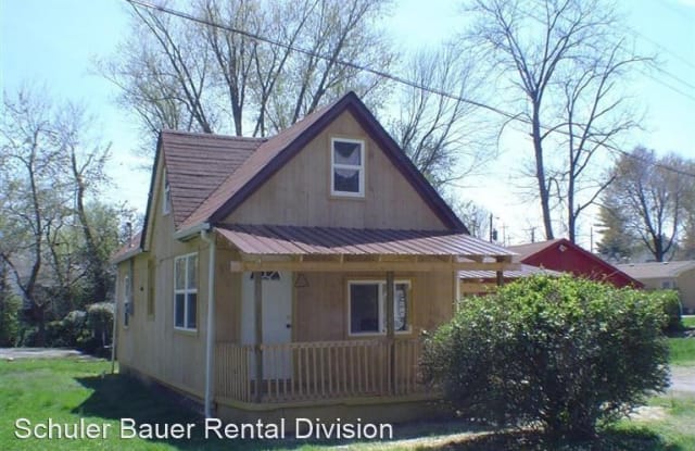 2426 McLean Ave. - 2426 Mclean Avenue, New Albany, IN 47150