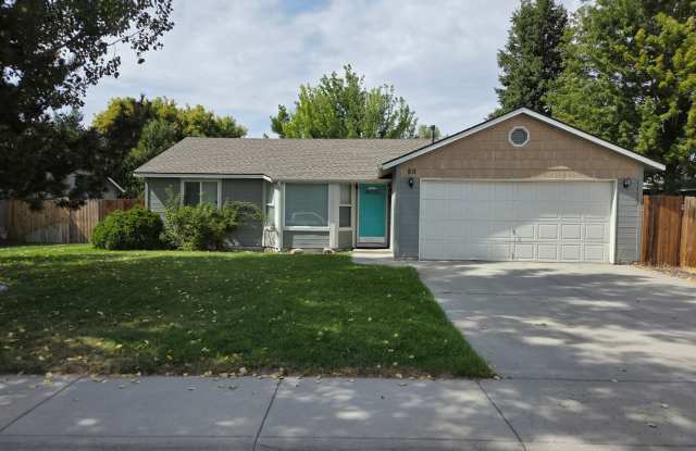 South Meridian 3 bedroom Home with RV parking photos photos