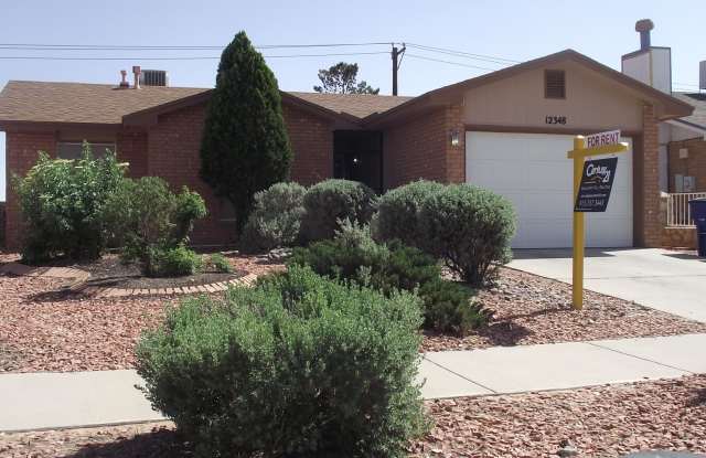 East El Paso 3 bed Refrig A/C! photos photos