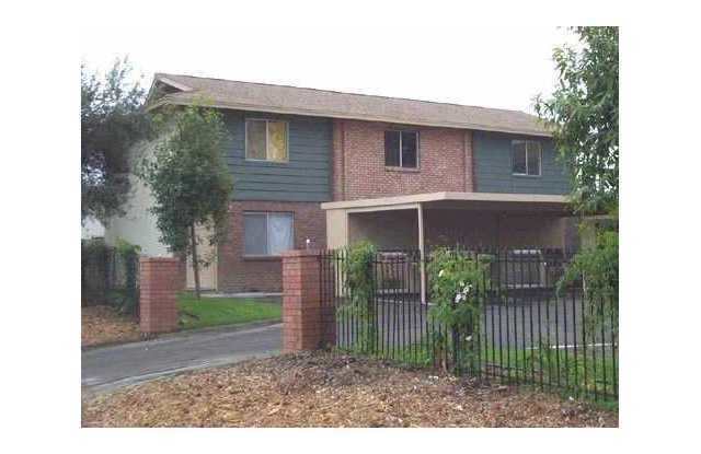 Cozy two bedroom/ 1 bath condo in Ramona. photos photos