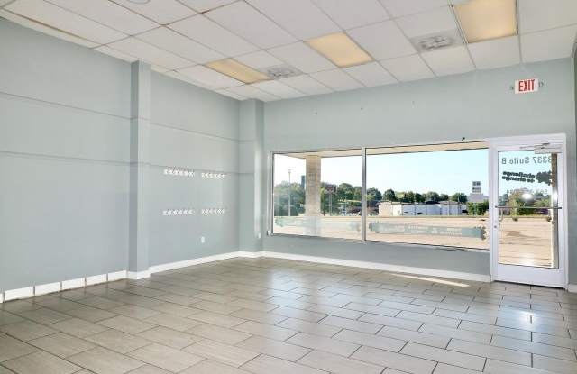 3337 Hillcrest Gallery 2