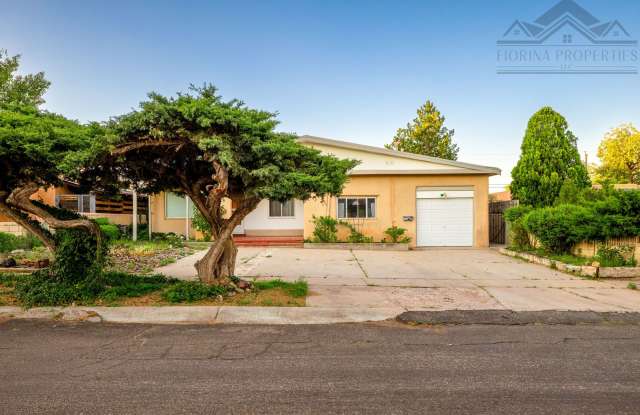 Classic Stamm Home in Casa Alegre Gallery 3