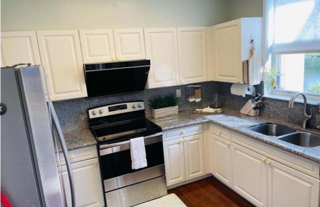 118 Riverwalk Circle, Sunrise, FL 33326 photos photos