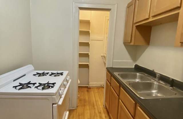 7443 West Randolph Gallery 4