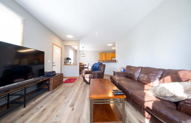 1828 Mockingbird Ave. Gallery 4