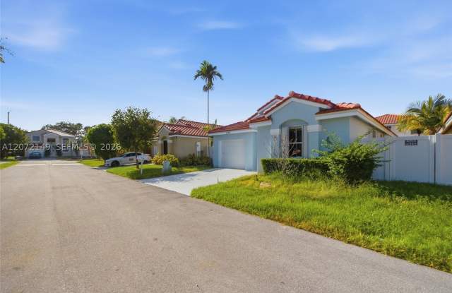 7336 Granada Way Gallery 3