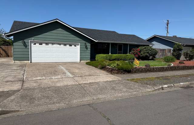 Well-kept house in desirable Thurston neighborhood! photos photos