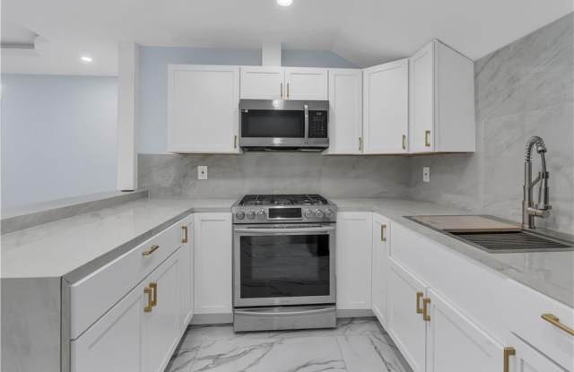 458 High Street unit: 3-L photos photos