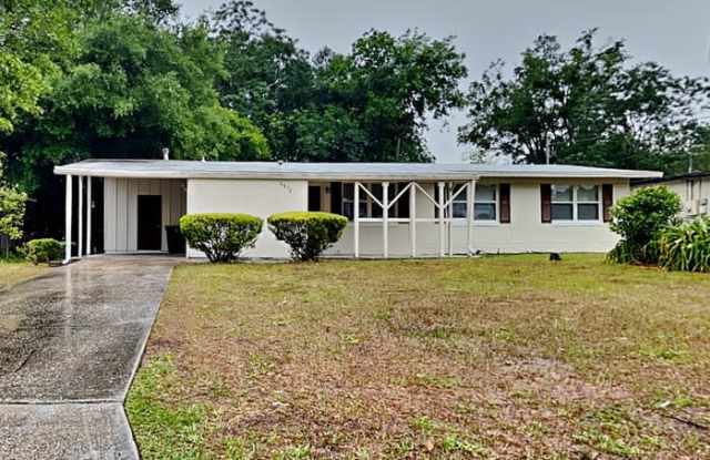 6872 Peter Pan Place - 6872 Peter Pan Place, Jacksonville, FL 32210