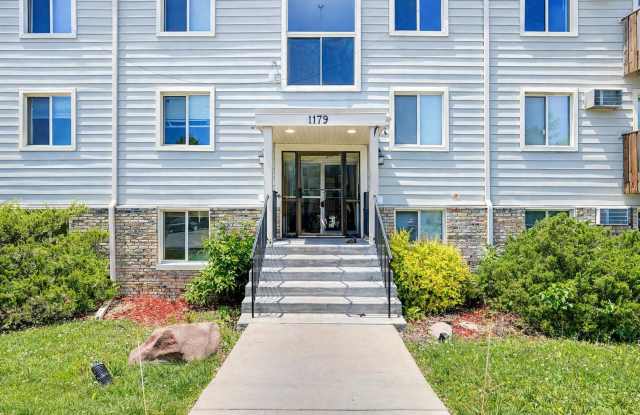 Forest Lake NorthShore Apartments LLC (1179) photos photos