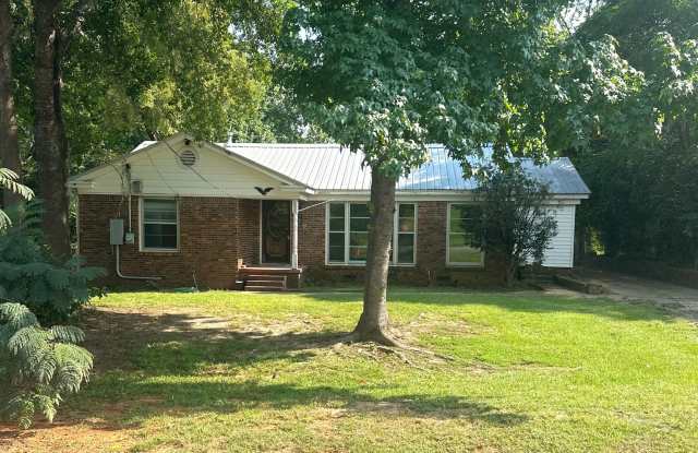 3 Bedroom Cottage On Over Half Acre! photos photos