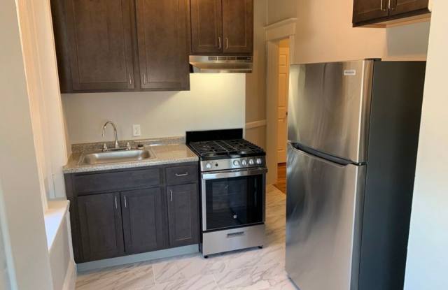 Amazing apartment in Allston Gallery 1