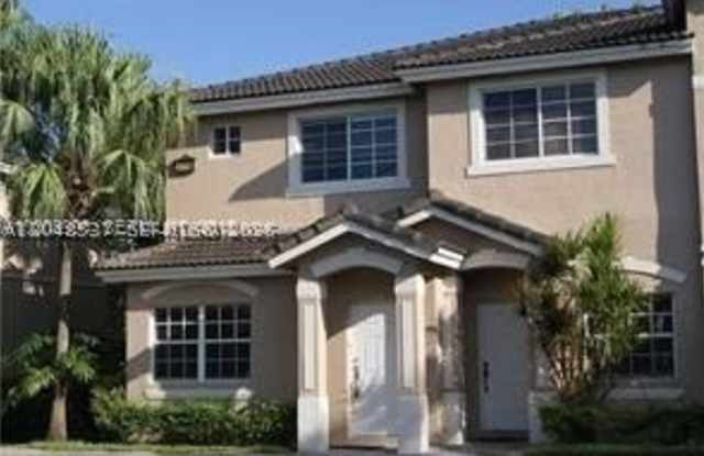 5779 NW 116 AV Gallery 1