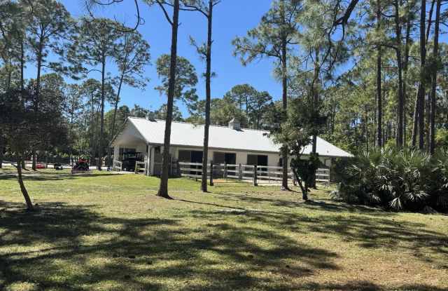 14161 Caloosa Boulevard (Barn) photos photos