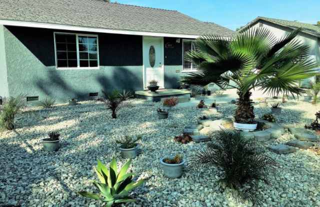 2513 W Oak Ave - 2513 West Oak Avenue, Fullerton, CA 92833