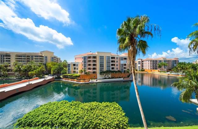 713 Crandon Blvd photos photos