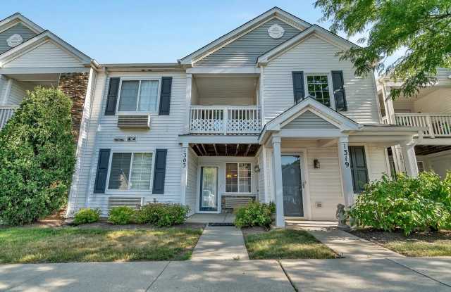 1303 Silverstone Dr photos photos