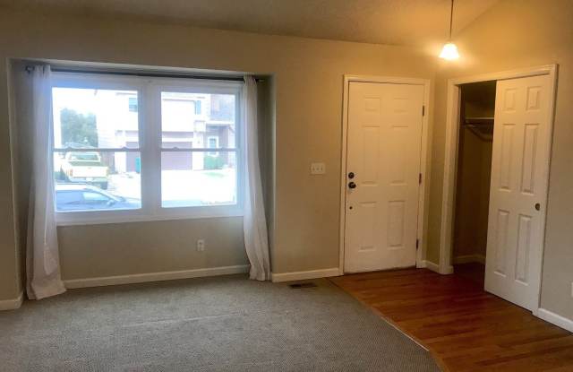 9917 Garland Drive Gallery 4