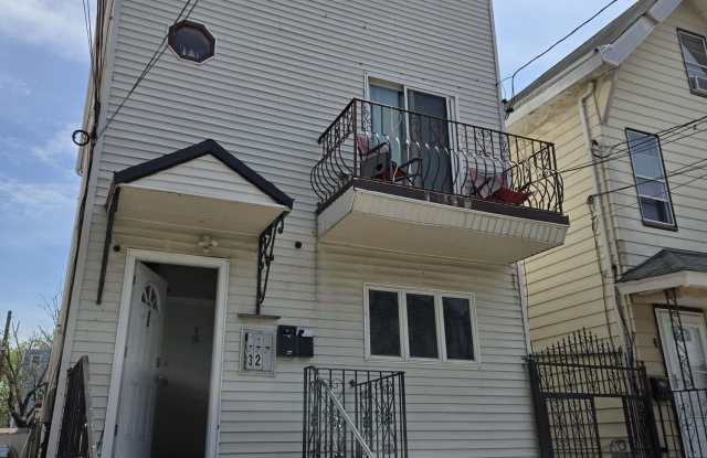 95 STONE ST photos photos