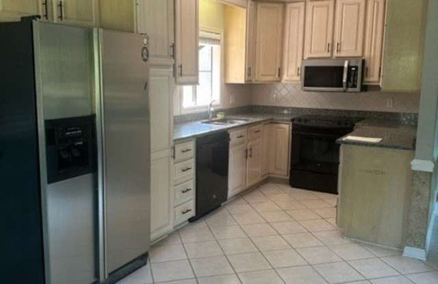 101 Whippoorwill Drive Gallery 3