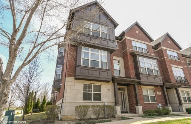 761 Summit Lane - 761 Summit Lane, Vernon Hills, IL 60061