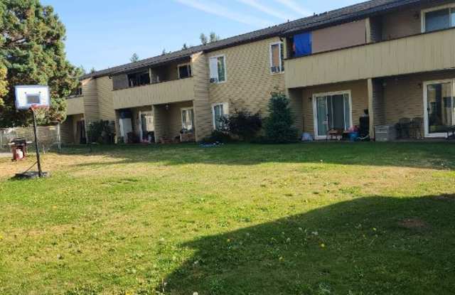 1214 DIVISION ST 20 - 1214 Division Street, Oregon City, OR 97045