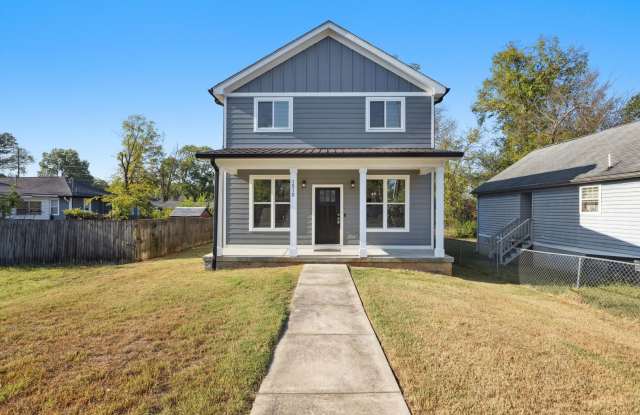 4 Bedroom Highland Park Home! Gallery 2