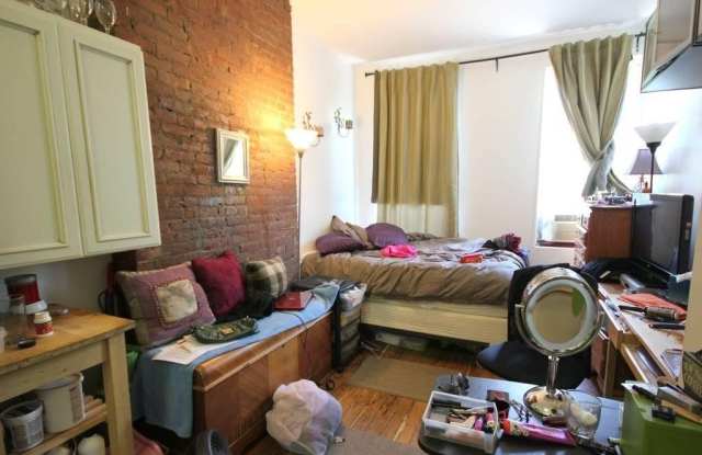 320 JEFFERSON ST photos photos
