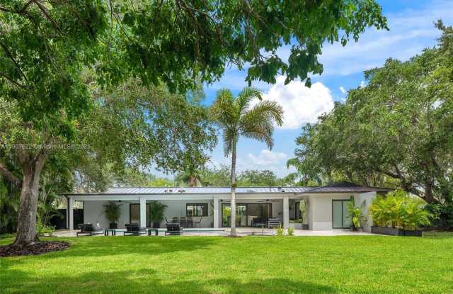 15121 SW 69th Ct photos photos