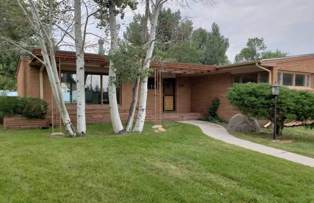 3721 MCComb Ave photos photos