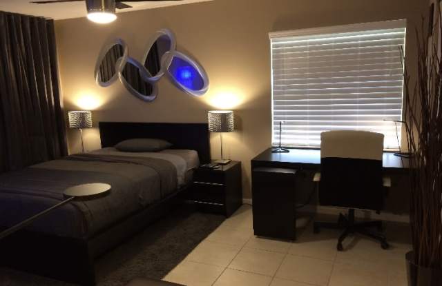 201 Desoto Street - 3 photos photos