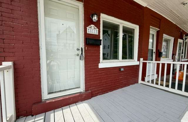 811 Farragut Street Gallery 3