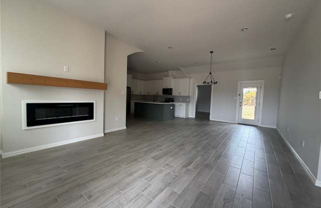 6111 Collins Court Gallery 4