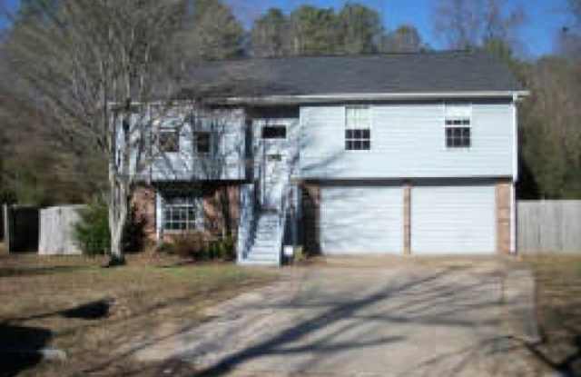 Spacious 4BR Home + Bonus Rooms in Mainstreet Community | Resort-Style Amenities! - 4902 Glenside Court, DeKalb County, GA 30088