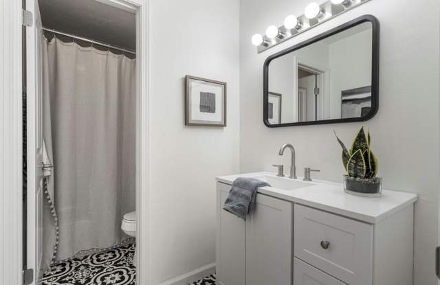 1761 West 63rd Street South photos photos