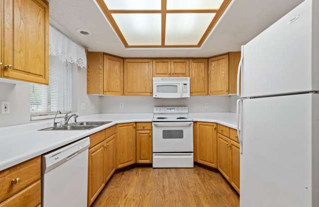 Cute 3 Bed 1.5 Bath in Provo!! photos photos